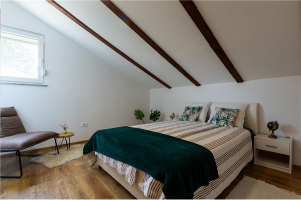 House K1, for 8 persons