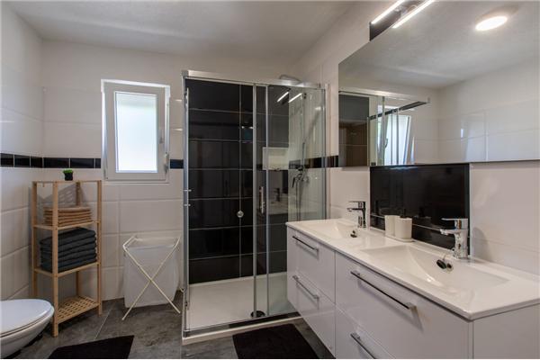 House K1, for 8 persons