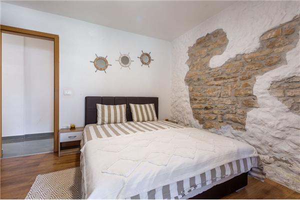 House K1, for 8 persons