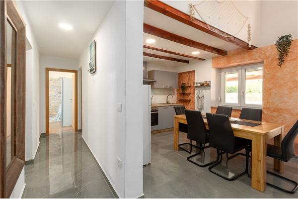 House K1, for 8 persons