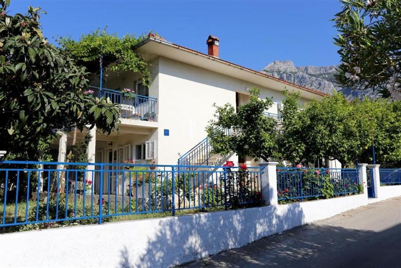 Apartments Apartment with terrace
