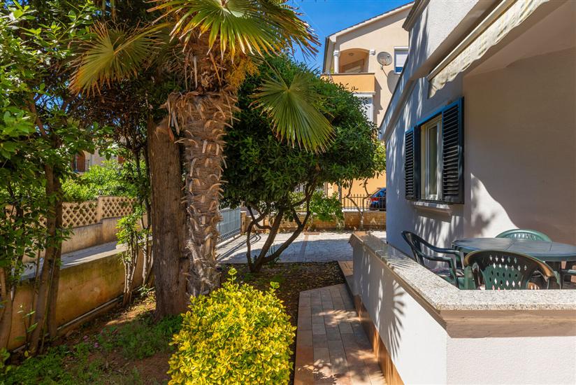 Apartments House Loncar