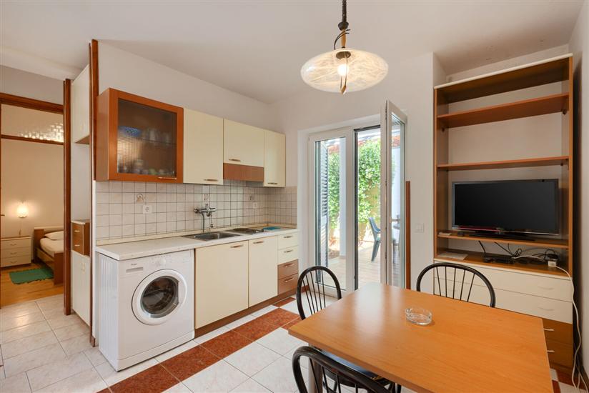 Apartment A1, for 3 persons