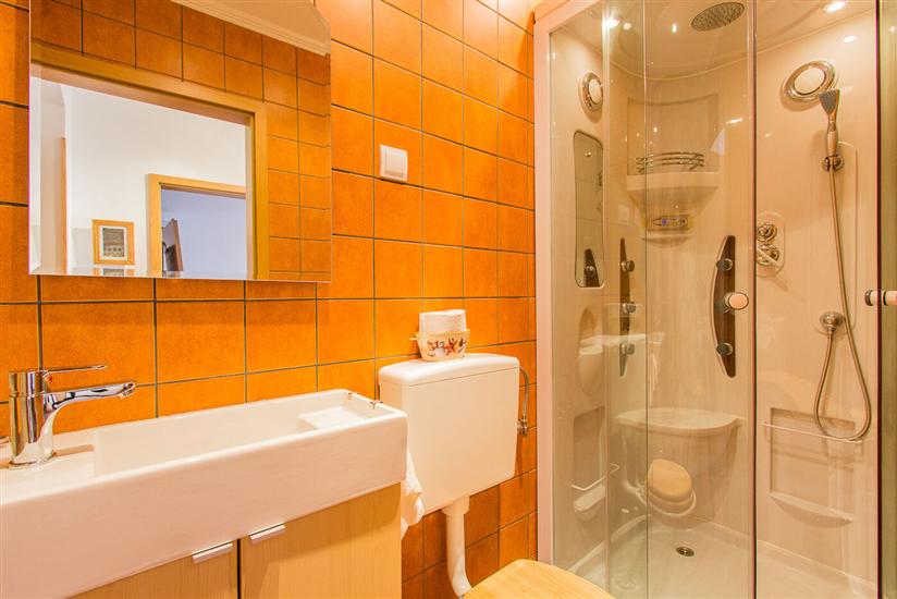 Apartment A6, for 2 persons