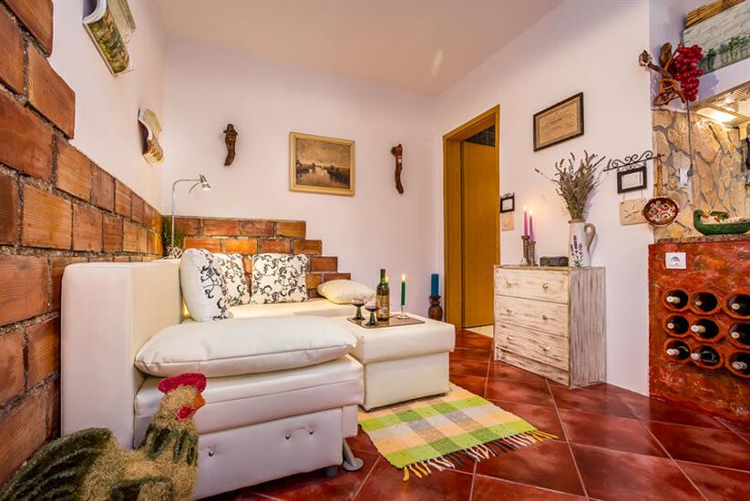 Apartment A7, for 4 persons