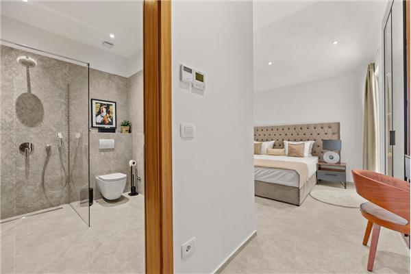 House K1, for 8 persons