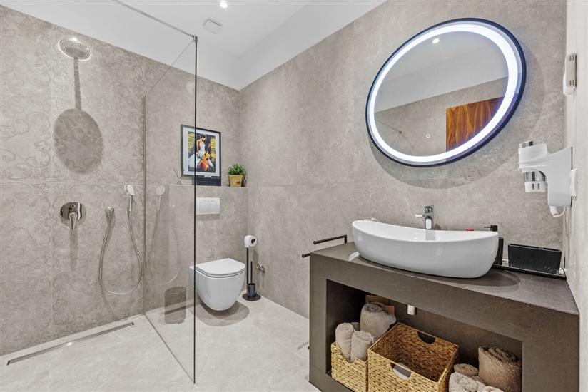 House K1, for 8 persons