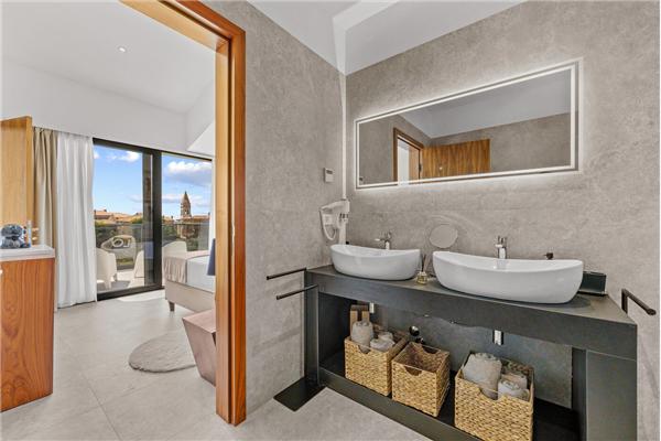 House K1, for 8 persons