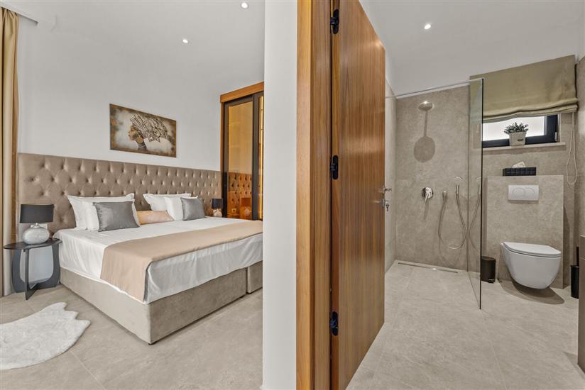 House K1, for 8 persons