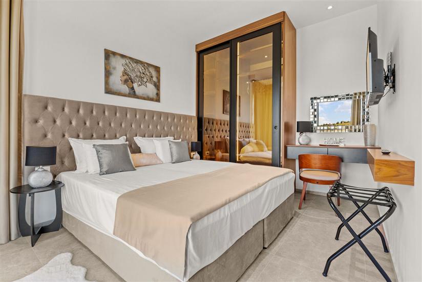 House K1, for 8 persons