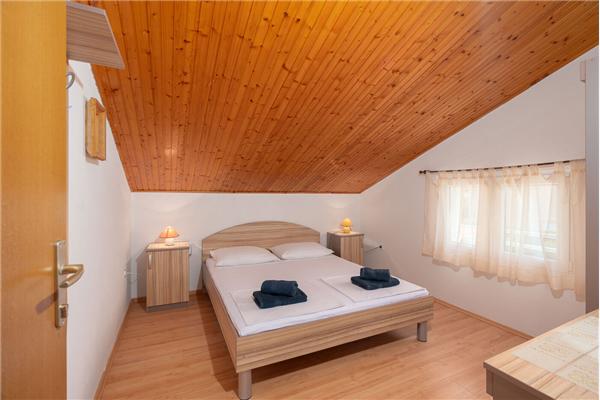 Apartment A1, for 6 persons