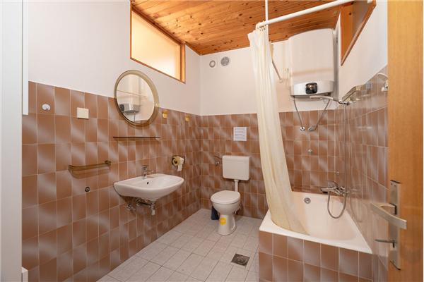 Apartment A1, for 6 persons