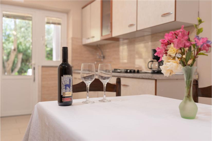 Apartment A2, for 5 persons