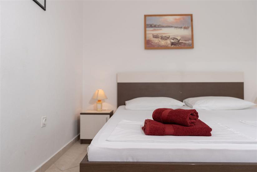 Apartment A2, for 5 persons