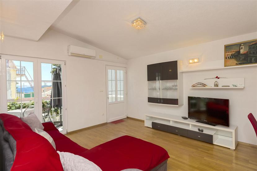 Apartment A2, for 5 persons