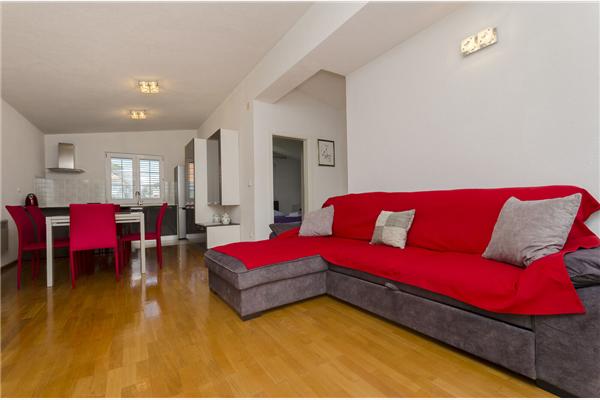Apartment A2, for 5 persons