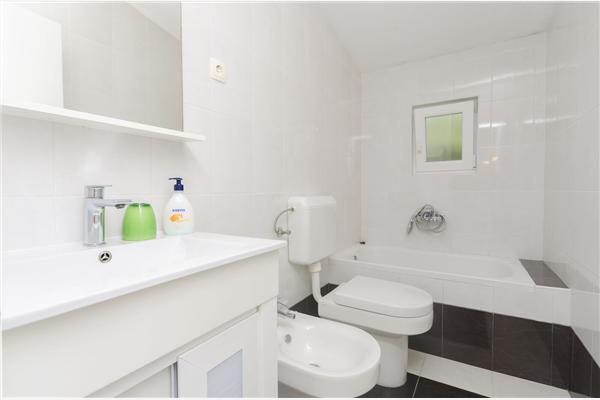 Apartment A2, for 5 persons