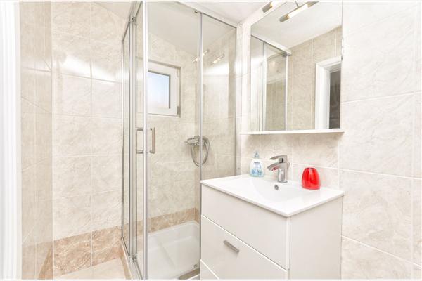 Apartment A2, for 5 persons