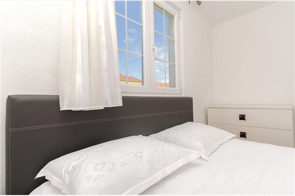 Apartment A2, for 5 persons