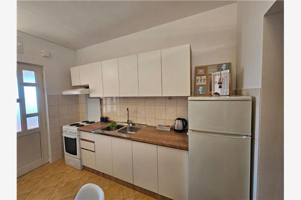 Apartment A1, for 5 persons