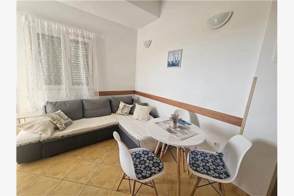 Apartment A2, for 3 persons