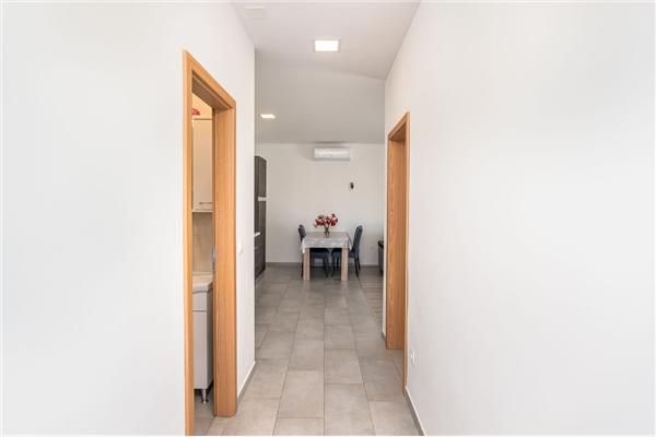 Apartment A6, for 4 persons