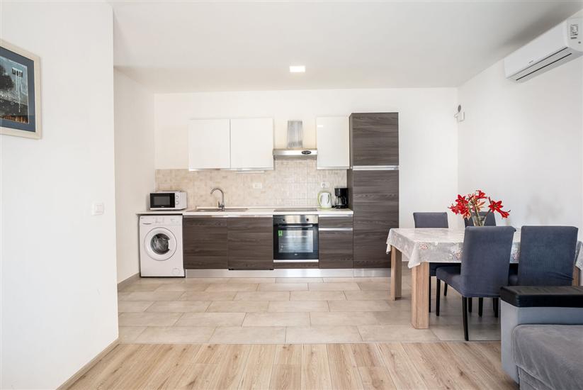 Apartment A6, for 4 persons