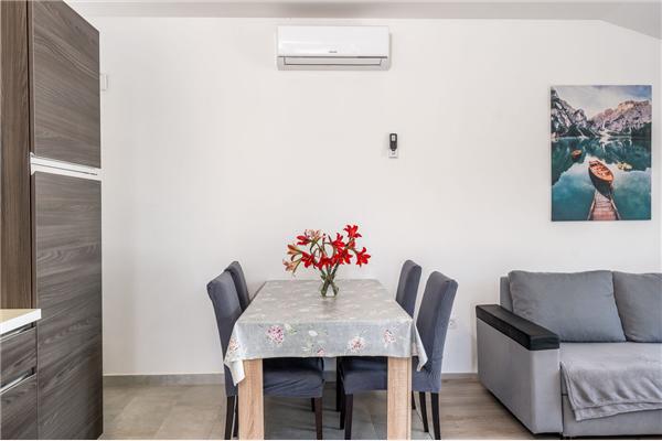 Apartment A6, for 4 persons