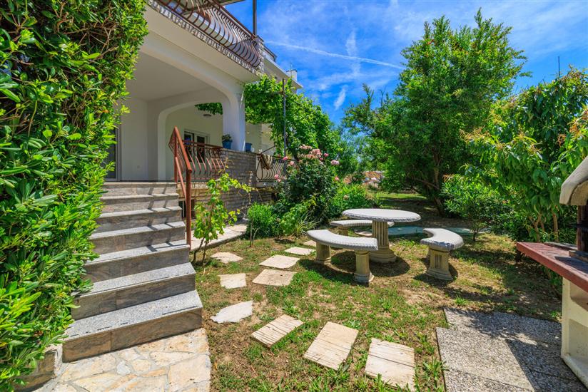 Apartments Slavica R