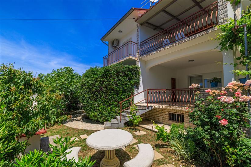 Apartments Slavica R