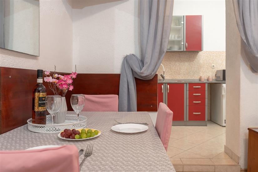 Apartment A1, for 3 persons