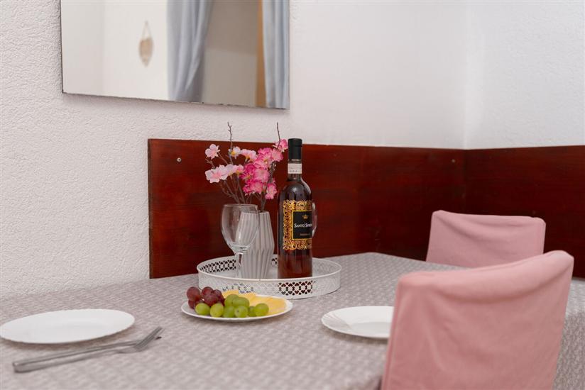 Apartment A1, for 3 persons