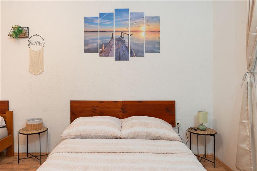 Apartment A2, for 3 persons