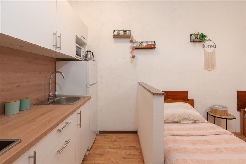 Apartment A2, for 3 persons