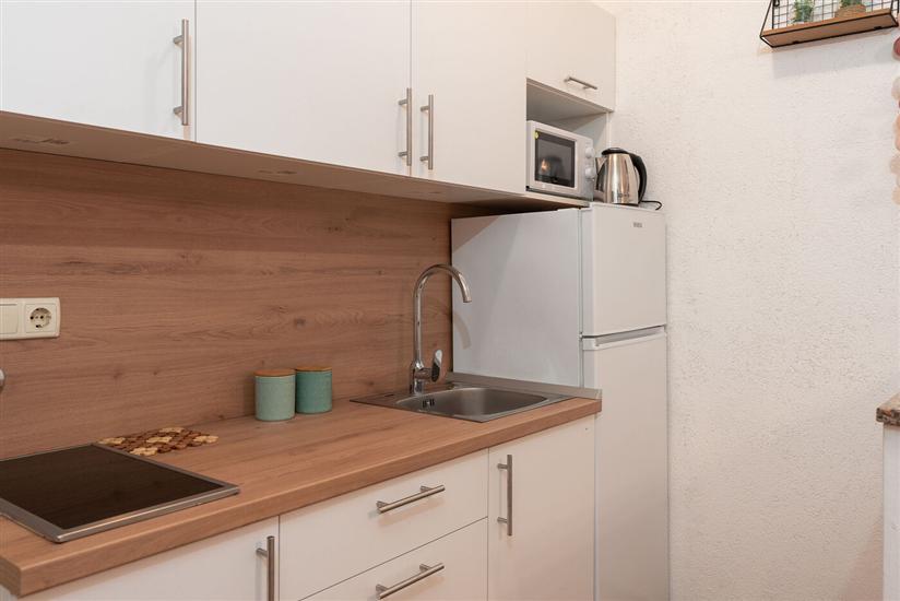 Apartment A2, for 3 persons