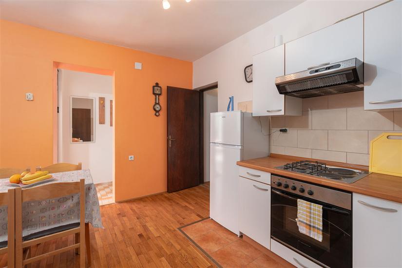 Apartment A2, for 4 persons
