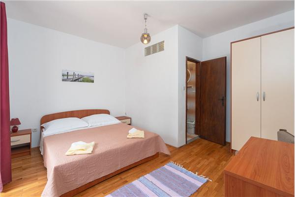 Apartment A2, for 4 persons