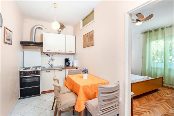 Apartment A2, for 4 persons