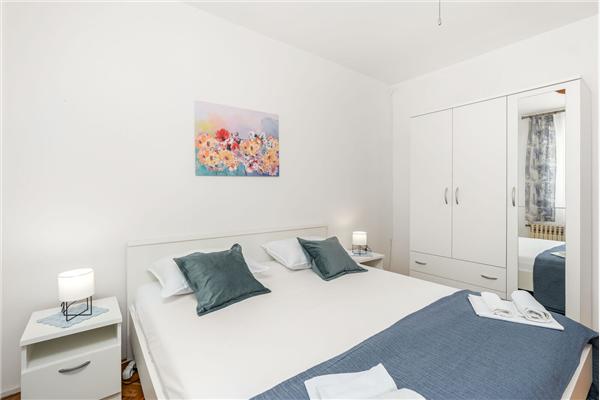 Apartment A2, for 4 persons