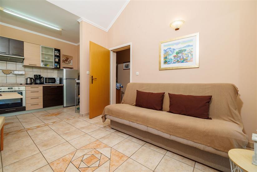 Apartment A2, for 5 persons