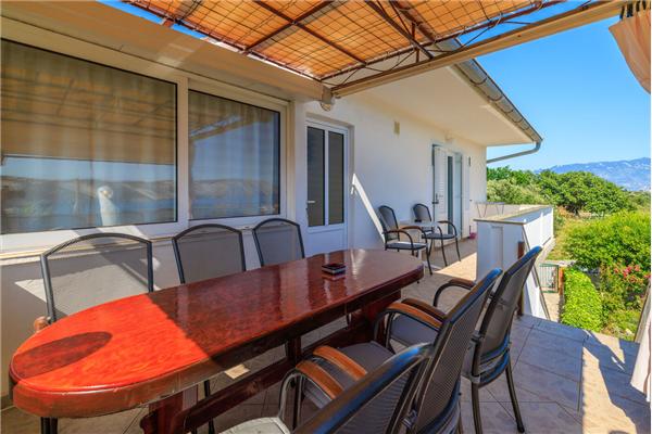 Apartment A1, for 8 persons