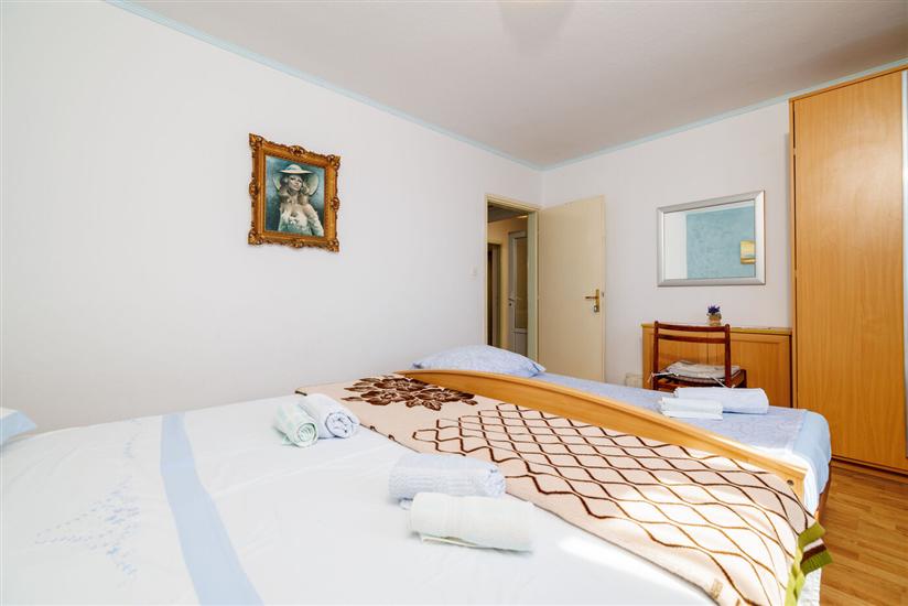 Apartment A1, for 8 persons