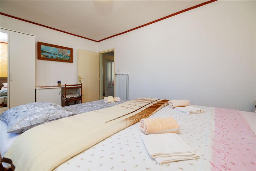 Apartment A1, for 8 persons