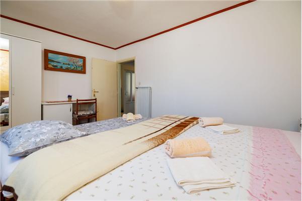 Apartment A1, for 8 persons