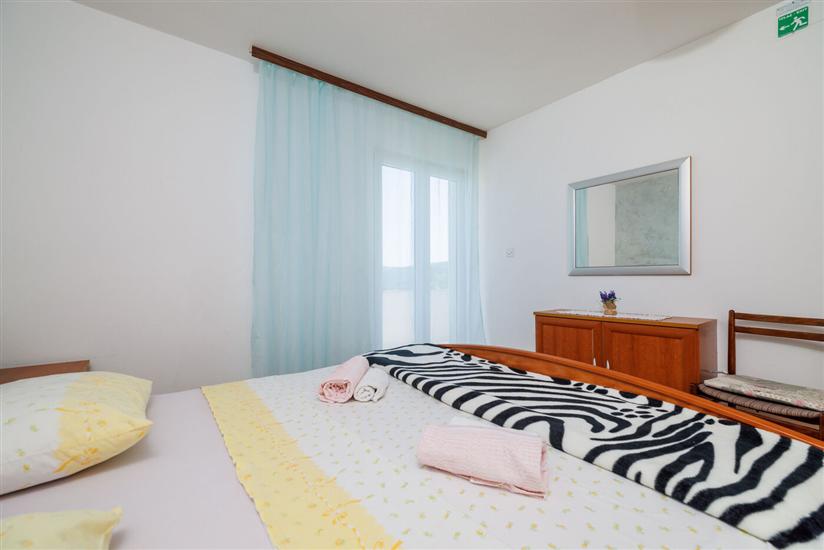 Apartment A1, for 8 persons