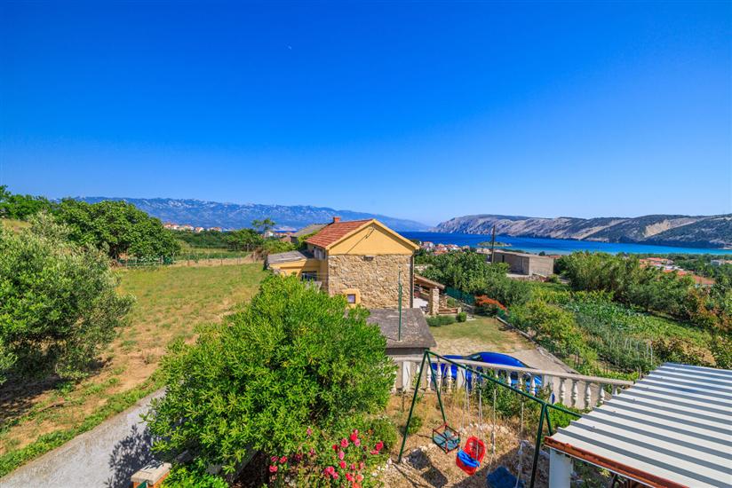 Apartment A1, for 8 persons