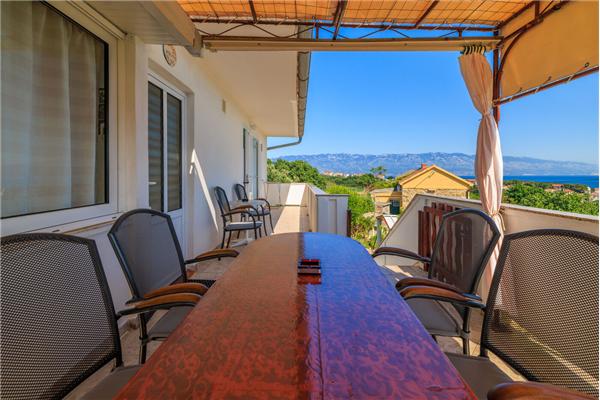 Apartment A1, for 8 persons