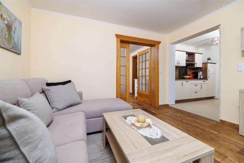 Apartment A5, for 4 persons