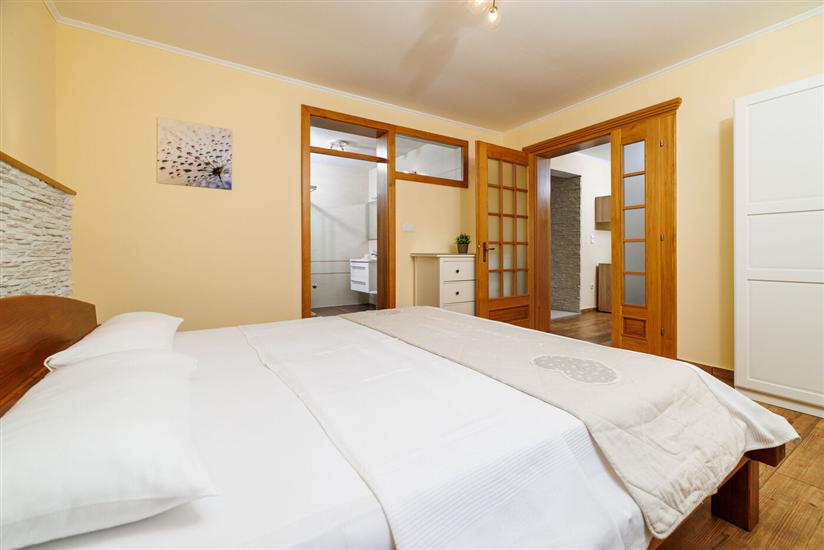 Apartment A5, for 4 persons