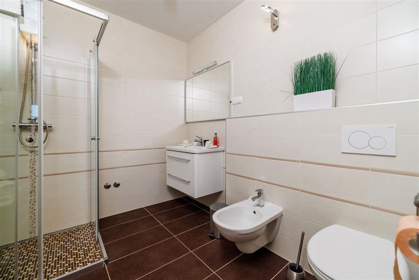 Apartment A5, for 4 persons